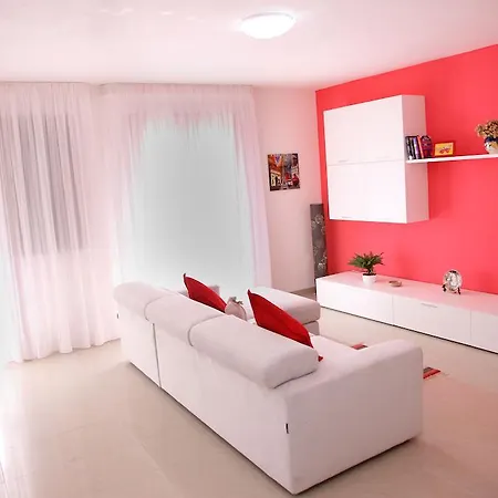 Apartment King's